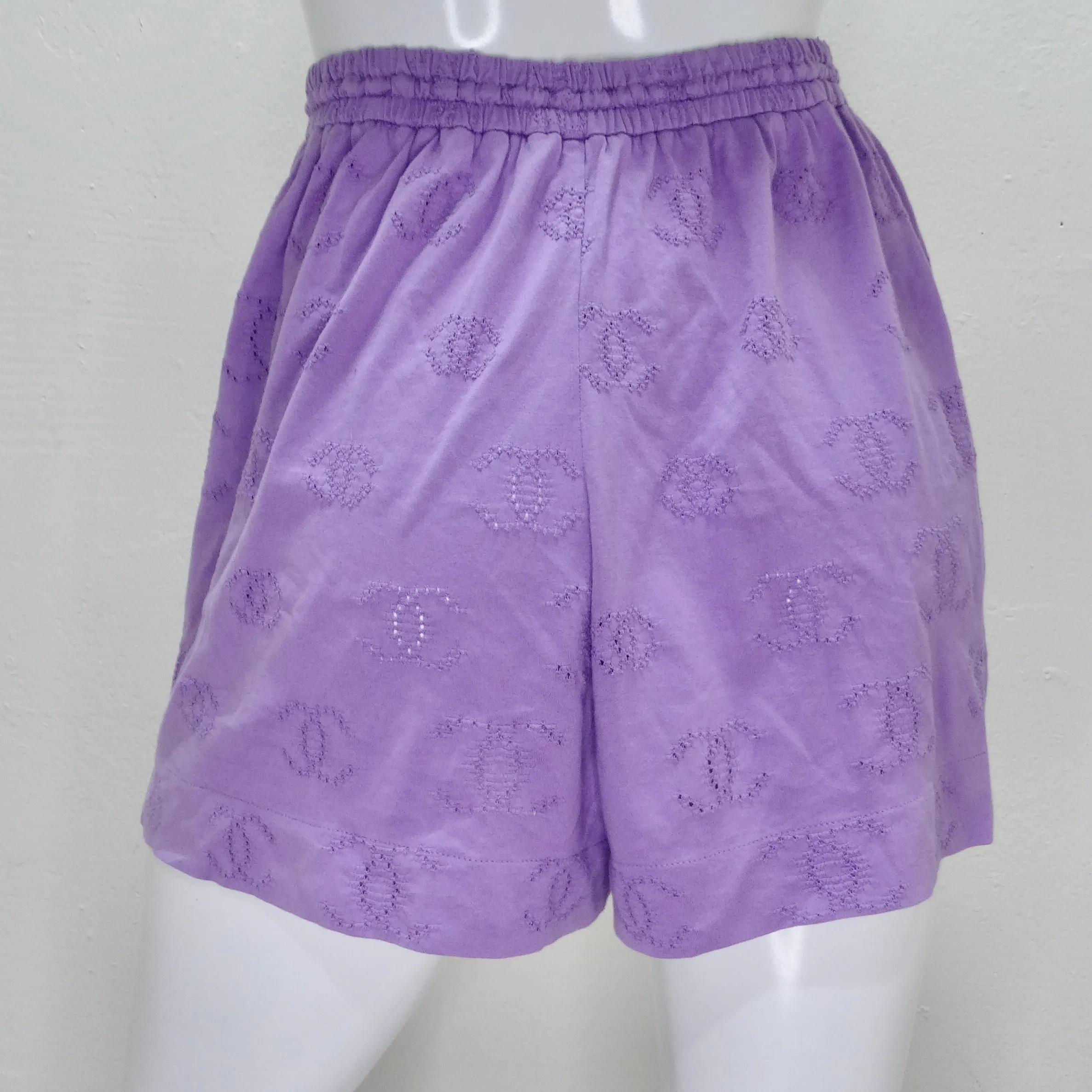 Chanel 2022 Purple CC Logo Faux Pearl Shorts